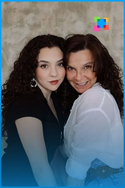 Shamadhi Alarcon With Mother