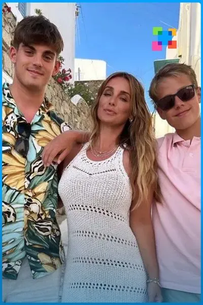 Louise Redknapp With Childrens